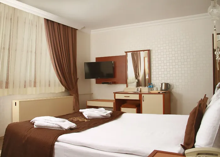 Kozan 3* Σμύρνη