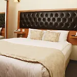 Kozan Hotel