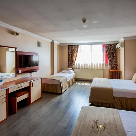 Hotel Kozan 3*
