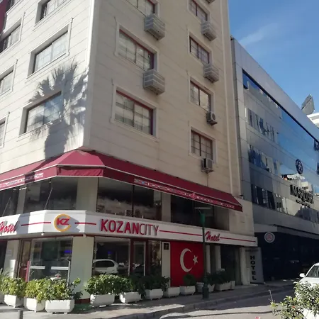 Kozan Ξενοδοχείο Σμύρνη