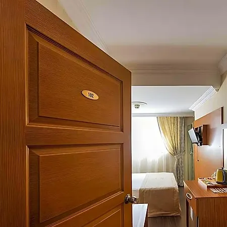 Kozan Hotel İzmir