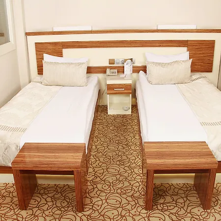 Kozan Hotel
