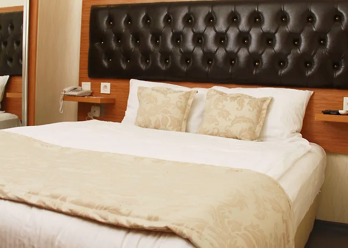 Kozan Hotel